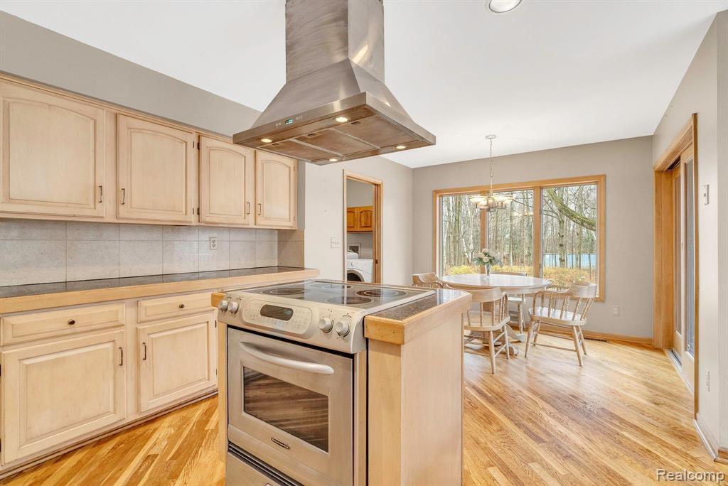 5287 MAITLAND Road, Clyde, MI 48049 — Photo 18
