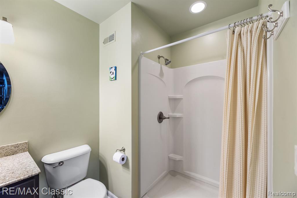 50177 Harding Street, Canton, MI 48188 — Photo 30