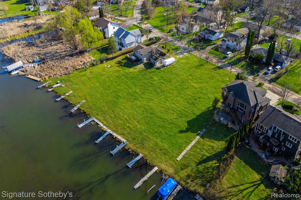 1105 Oregon Boulevard, Waterford, MI 48327 — Photo 18