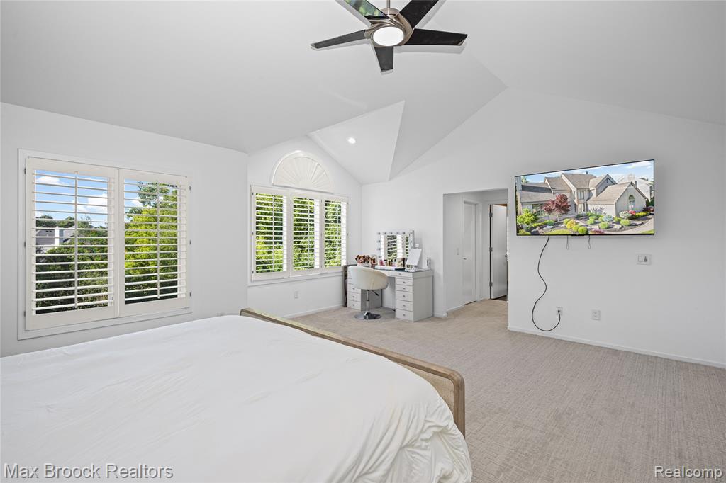 7102 Alta Vista Drive, West Bloomfield, MI — Photo 35