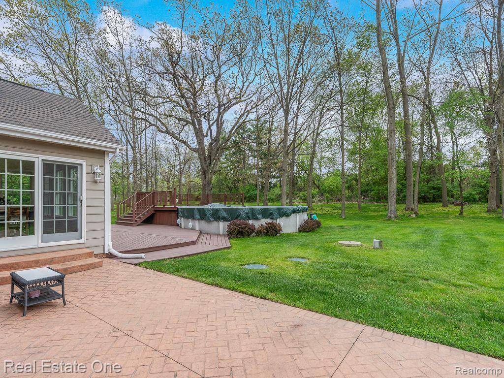 9079 TWIN OAKS, Flushing, MI 48433 — Photo 30