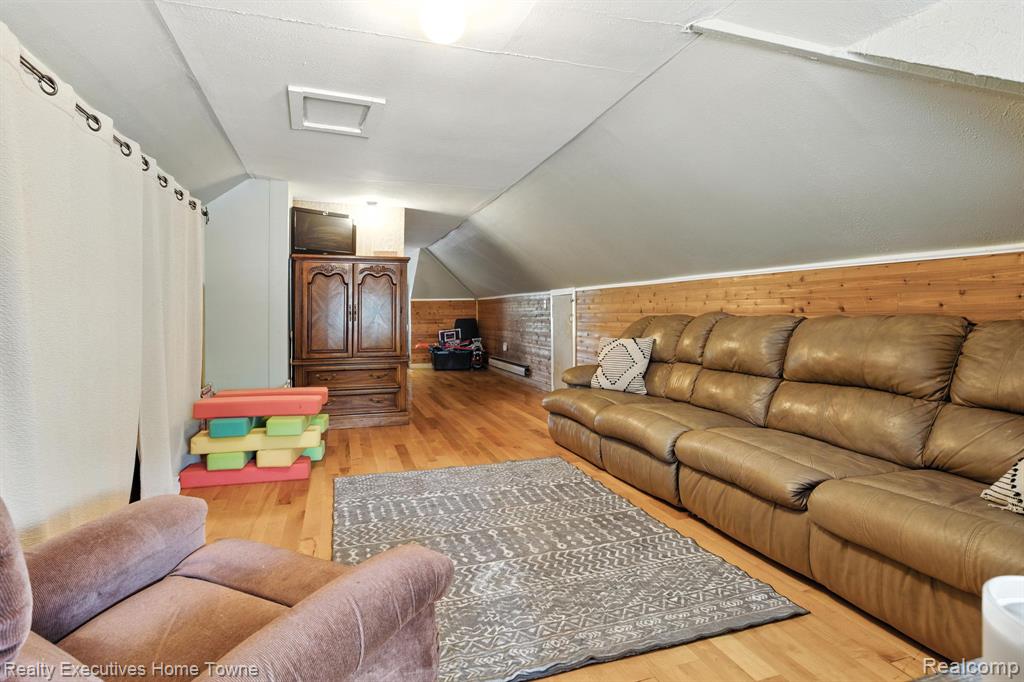 2037 Saint Clair River Drive, Algonac, MI 48001 — Photo 9