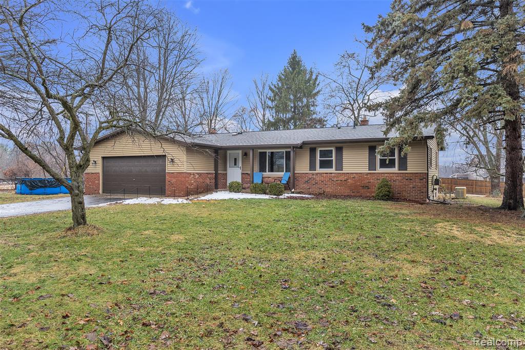 1641 Indian Road, Lapeer, MI 48446 — Photo 43