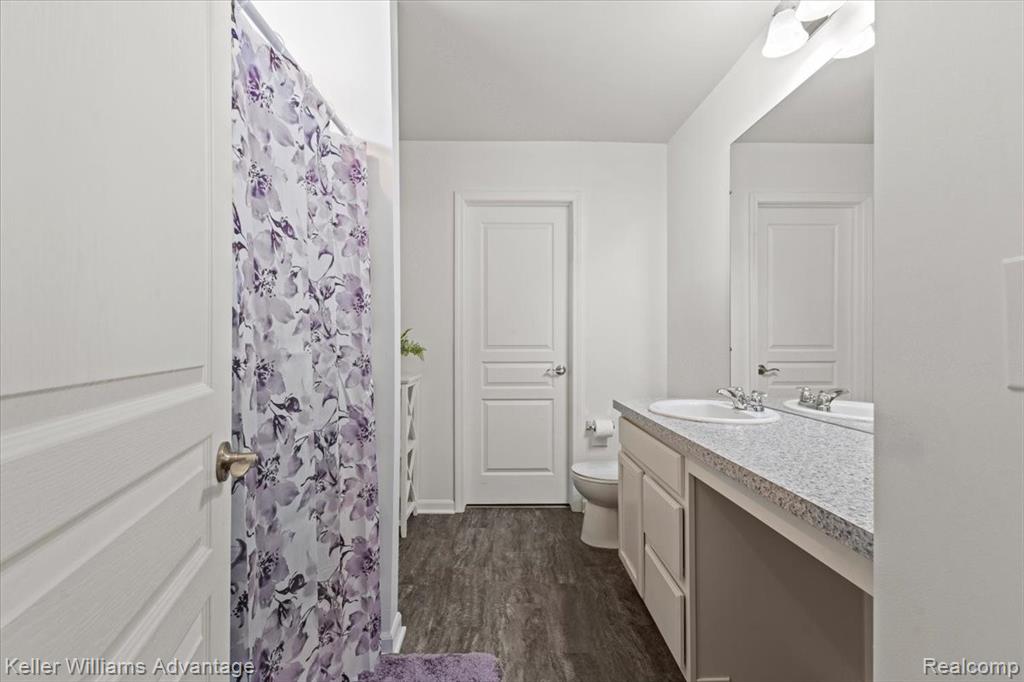 8228 Quincy Drive, Westland, MI — Photo 22