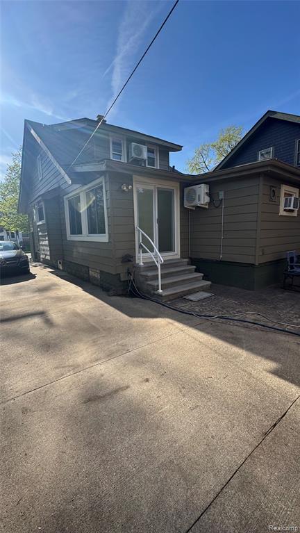 918 N WASHINGTON Avenue, Royal Oak, MI 48067 — Photo 23