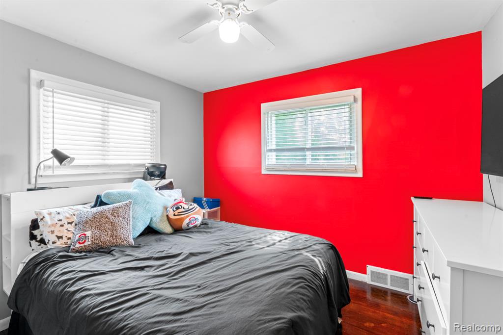 6647 Deering Street, Garden City, MI — Photo 19
