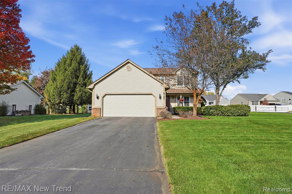 8795 Cove Court, White Lake, MI