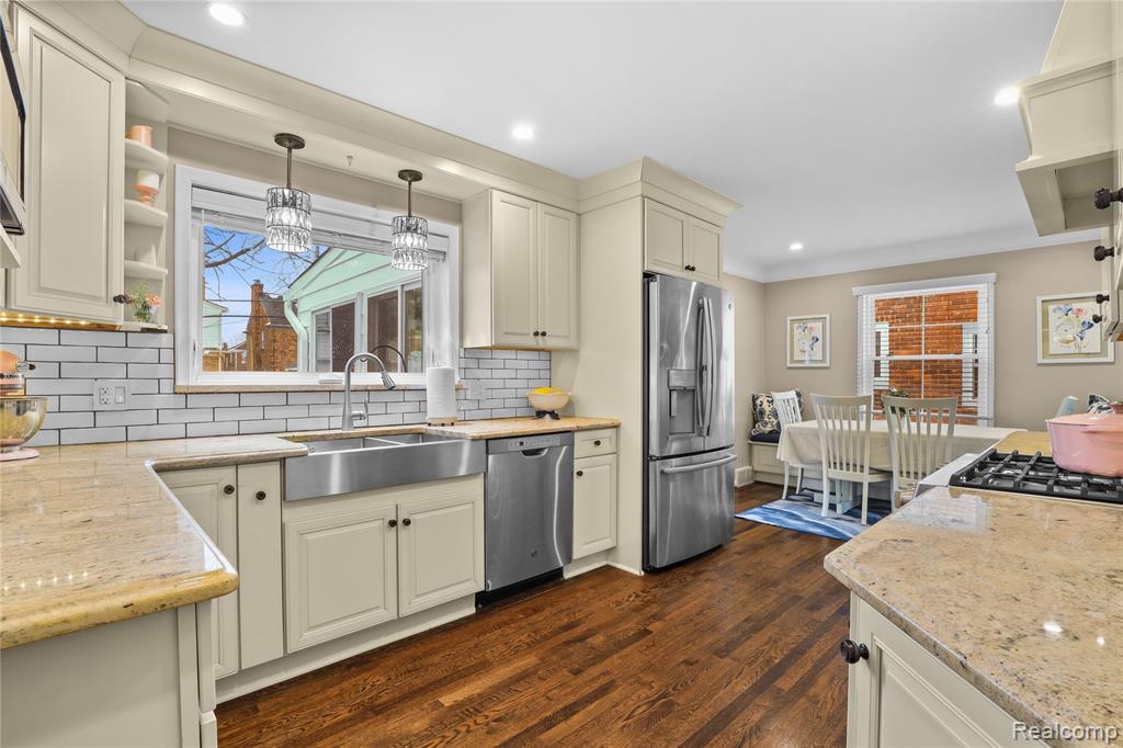 407 Moran Road, Grosse Pointe Farms, MI 48236 — Photo 9