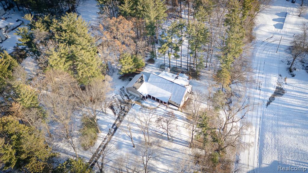800 Grampian Avenue, Lake Orion, MI 48362 — Photo 8