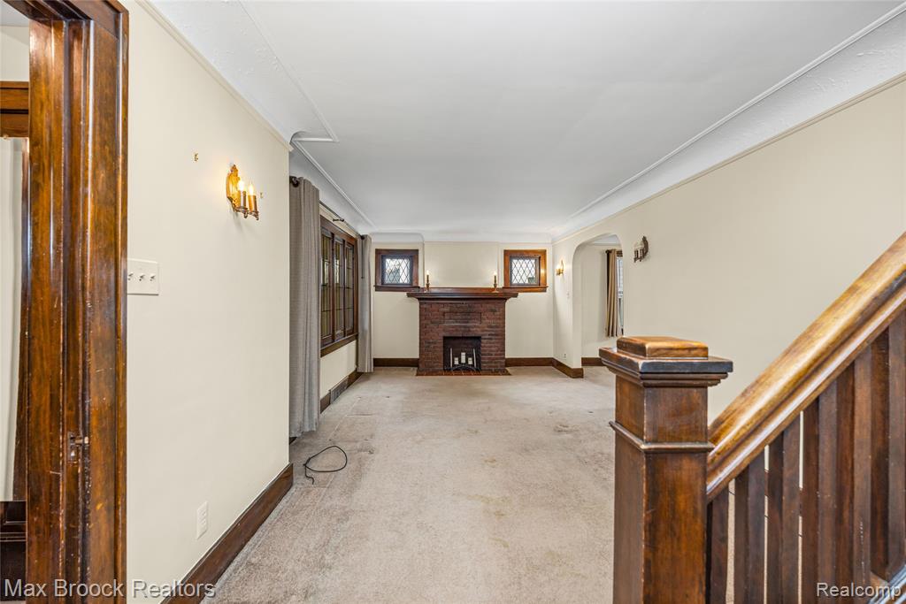 6053 Yinger Avenue, Dearborn, MI 48126 — Photo 9
