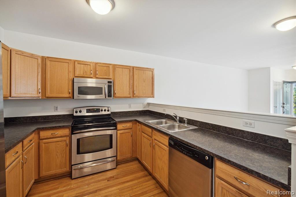 61 WINDER Street, 79, Detroit, MI 48201 — Photo 18