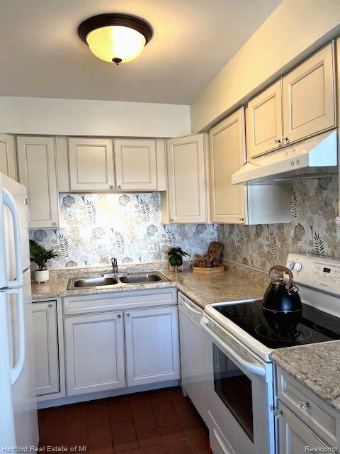 49966 Helfer Boulevard, Wixom, MI 48393 — Photo 16