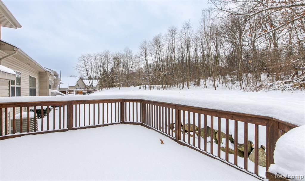 9573 Kingsway Circle, Clarkston, MI 48348 — Photo 43