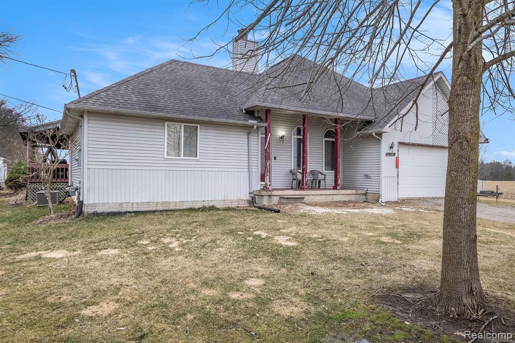 9265 N LINDEN Road, Clio, MI 48420 — Photo 3