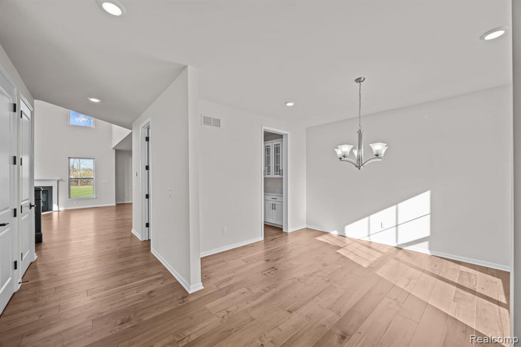 61904 Hevel Lane, Washington, MI — Photo 2