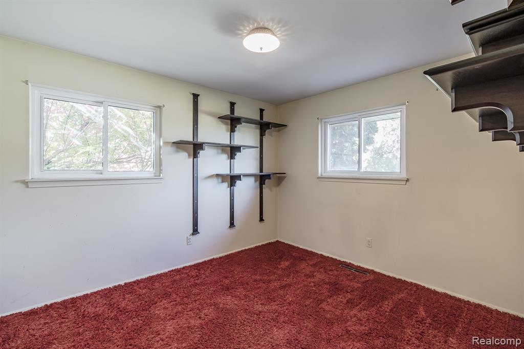 7070 Aldredge Drive, Swartz Creek, MI 48473 — Photo 14