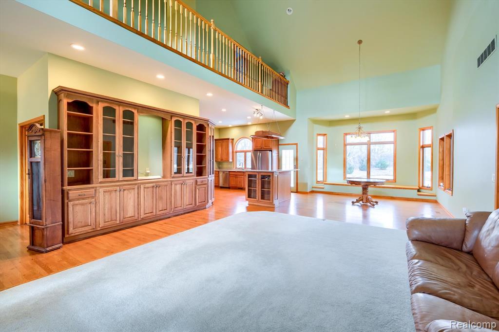 845 Oak Tree Lane, Lapeer, MI 48446 — Photo 8