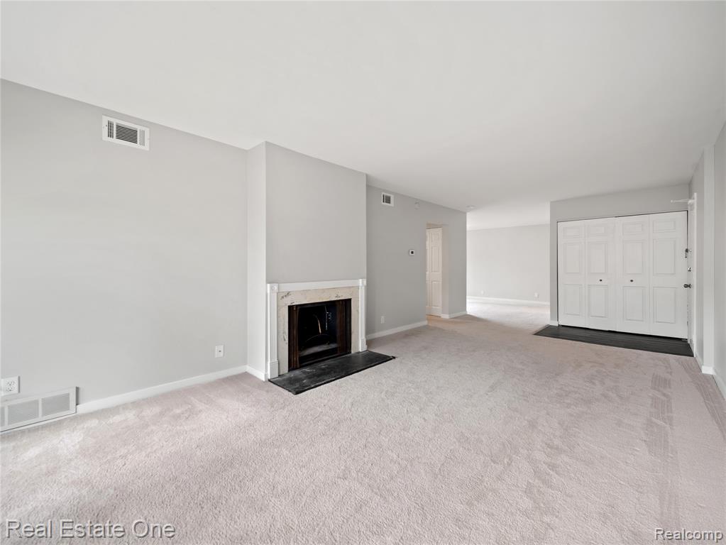 2124 Pauline Boulevard, 307, Ann Arbor, MI 48103 — Photo 5