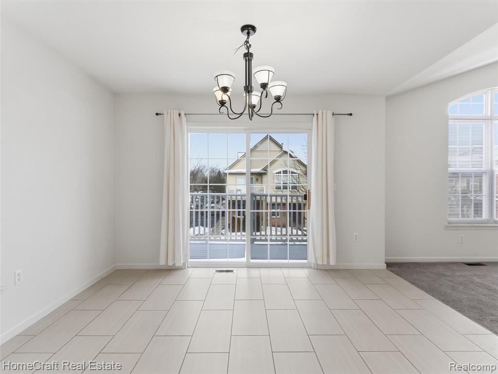 47551 PEMBROKE Drive, Canton, MI 48188 — Photo 12