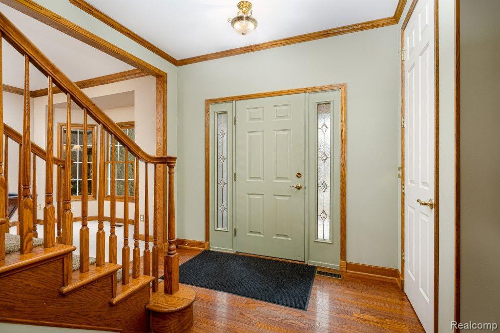 50988 W HILLS Drive, Plymouth, MI 48170 — Photo 7