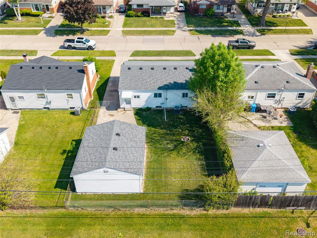 348 Sonia Avenue, Madison Heights, MI 48071 — Photo 31