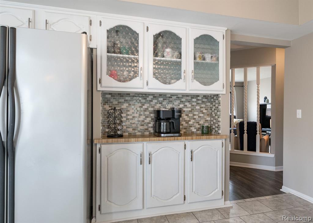 47303 Nola Drive, Macomb, MI 48044 — Photo 13