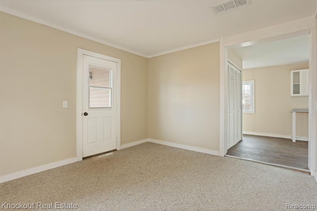 117 S IRVING Street, St. Charles, MI 48655 — Photo 13