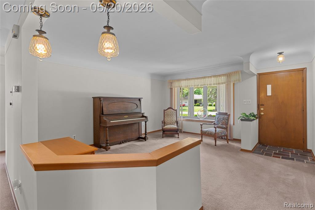 45078 Vanker Avenue, Utica, MI 48317 — Photo 23