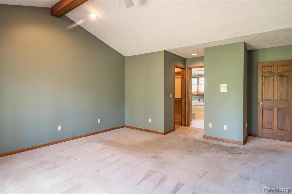 4435 OAK POINTE Drive, Brighton, MI 48116 — Photo 32