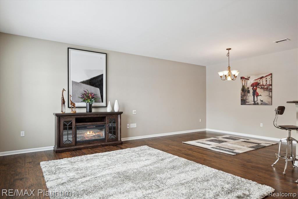 4404 Aster Boulevard, Howell, MI 48843 — Photo 9