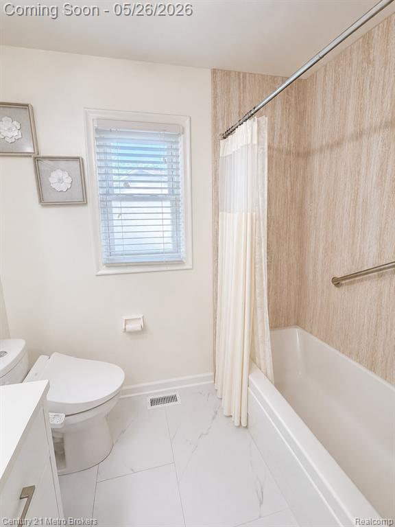 6292 Kings Pointe Circle, Grand Blanc, MI 48439 — Photo 19