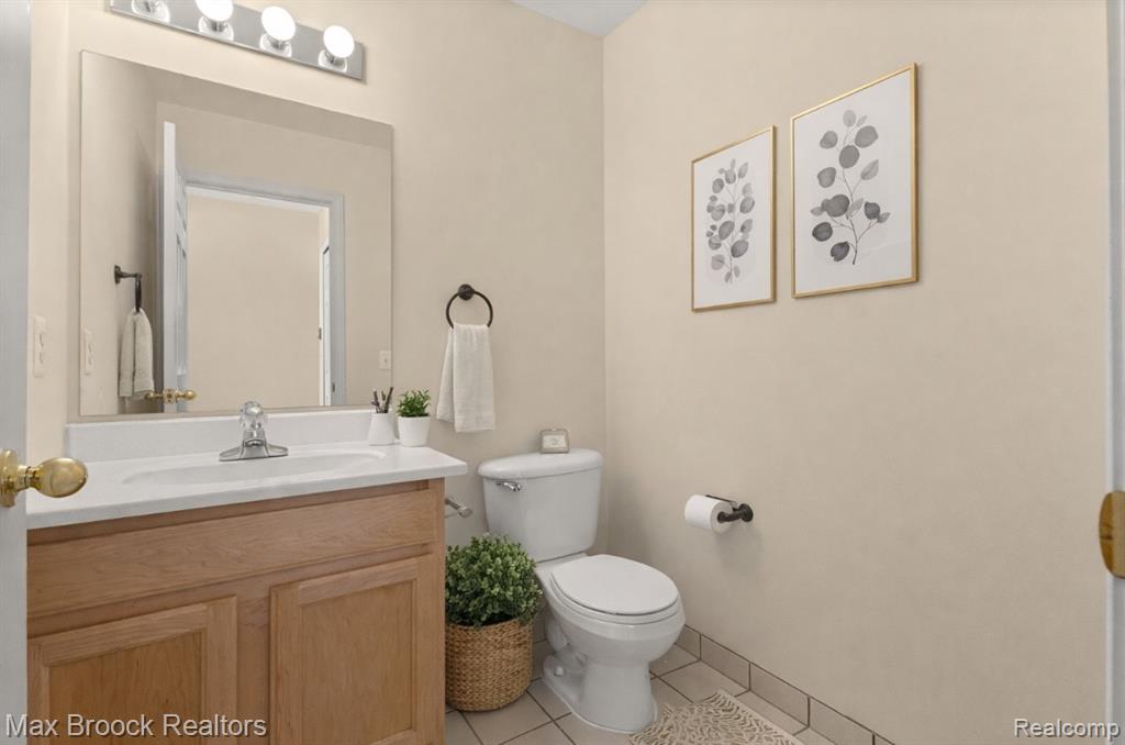 954 Sandalwood Drive, Troy, MI 48085 — Photo 10