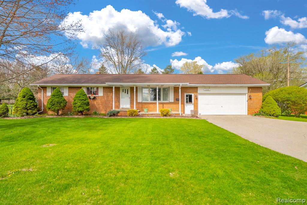 5740 Mill Street, Peck, MI 48466 — Photo 2