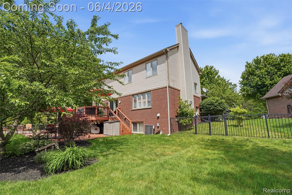 8605 Vista Court, Westland, MI — Photo 34