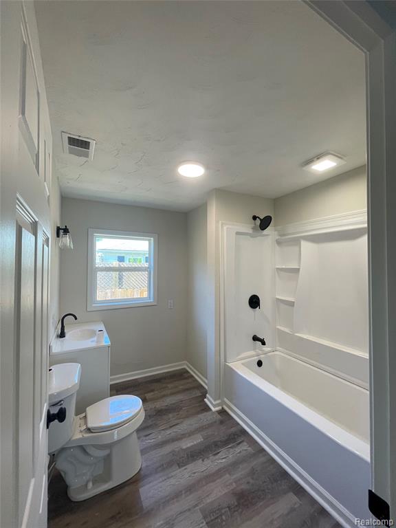 5685 Venice Road, Newport, MI 48166 — Photo 10