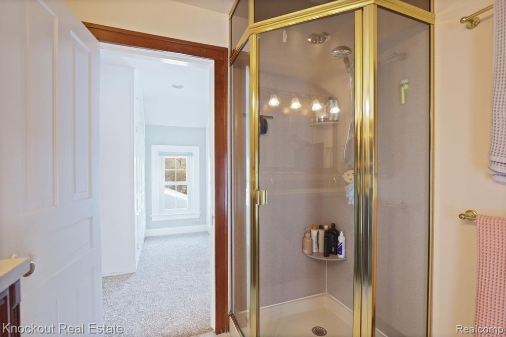 5383 Riverview Drive, Bridgeport, MI 48722 — Photo 34