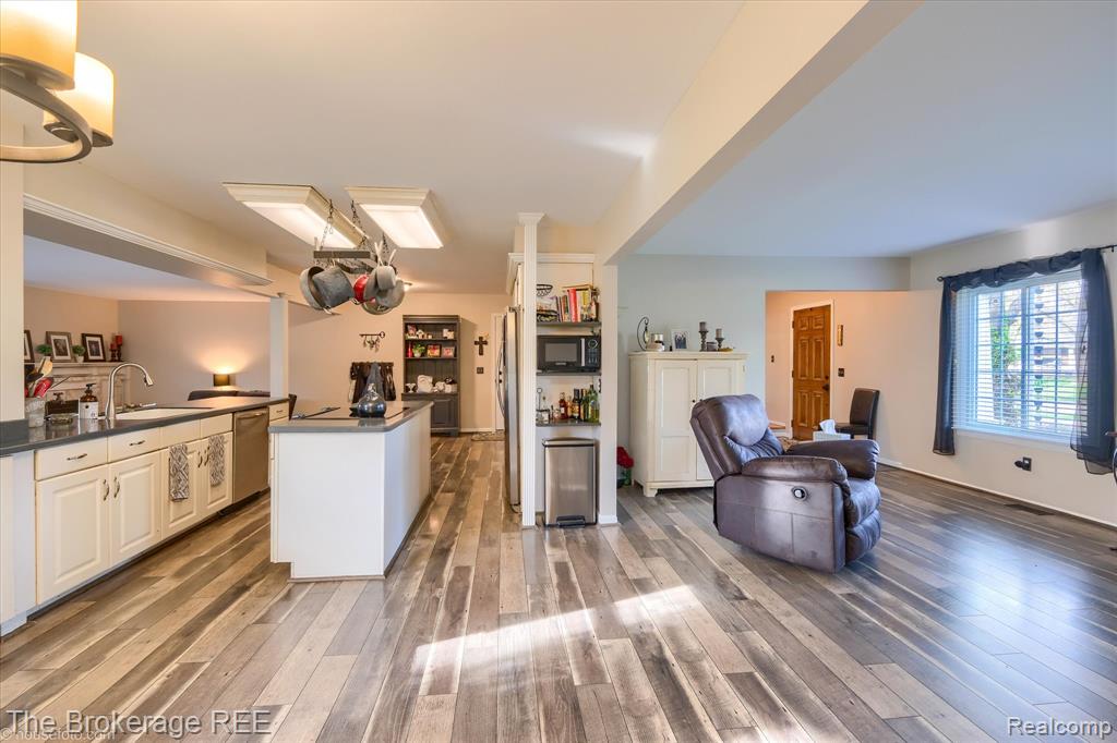 706 Salem Drive, Davison, MI 48423 — Photo 12