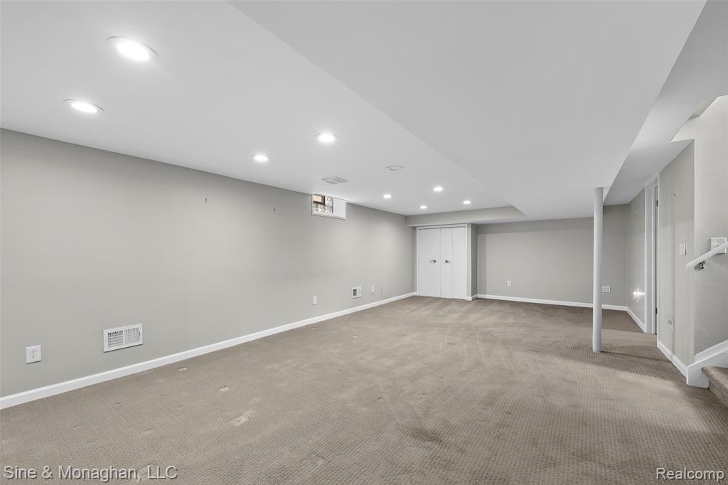 4419 Robinwood Avenue, Royal Oak, MI 48073 — Photo 28