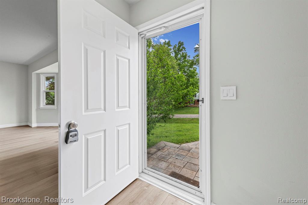 5652 Tequesta Drive, West Bloomfield, MI 48323 — Photo 5