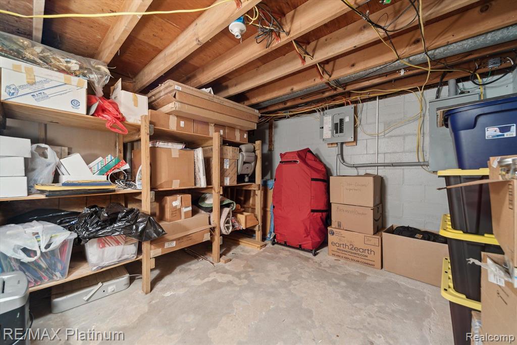 107 RUSSELL Street, Leslie, MI 49251 — Photo 27