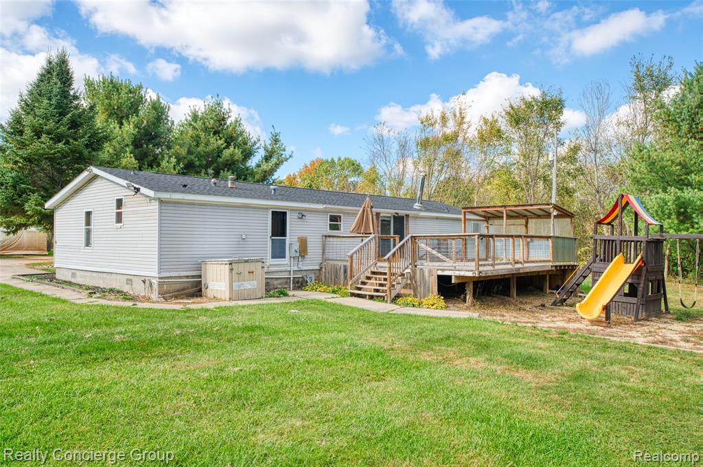 16013 Bird Road, Linden, MI 48451 — Photo 27