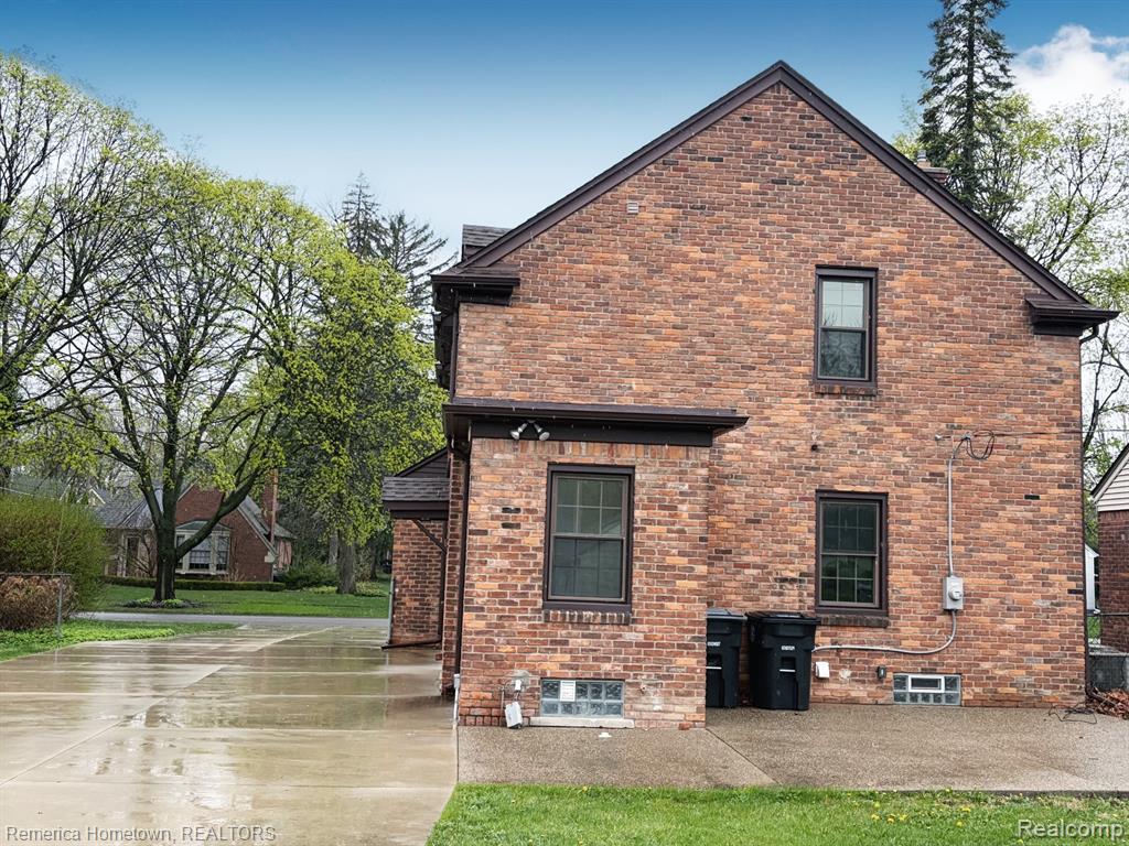 9614 Auburndale Street, Livonia, MI 48150 — Photo 23