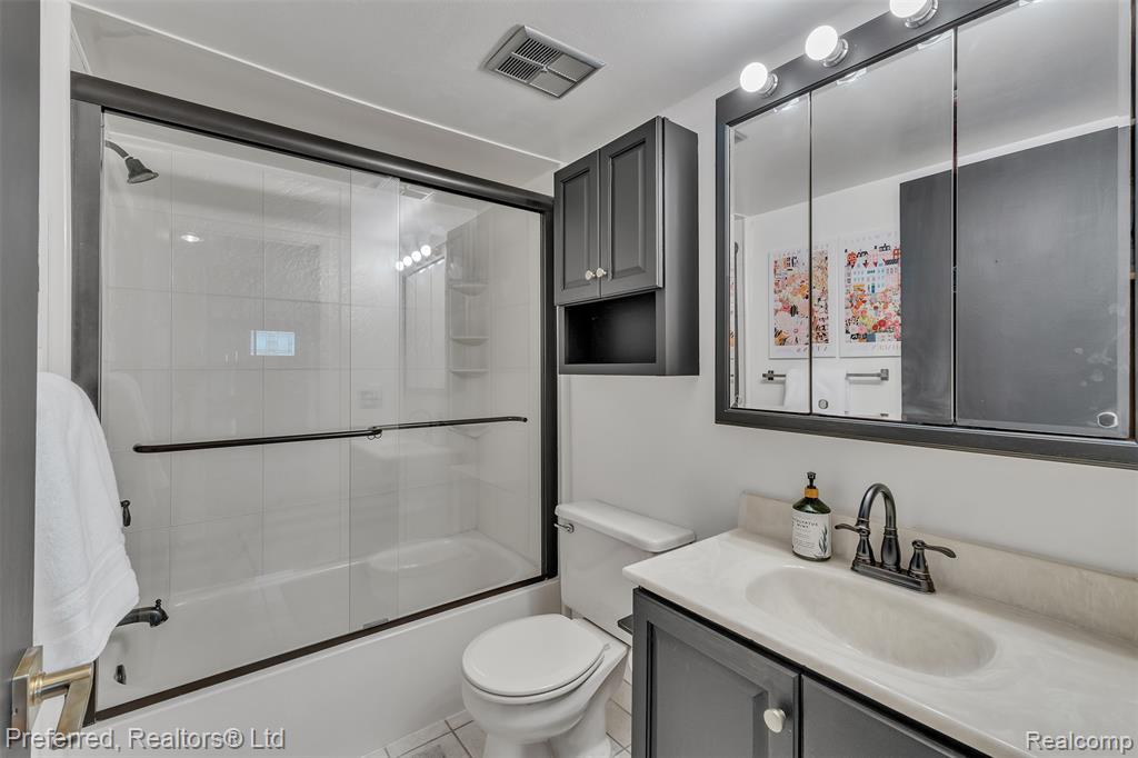 19517 Dartmouth Place, Northville, MI 48167 — Photo 16