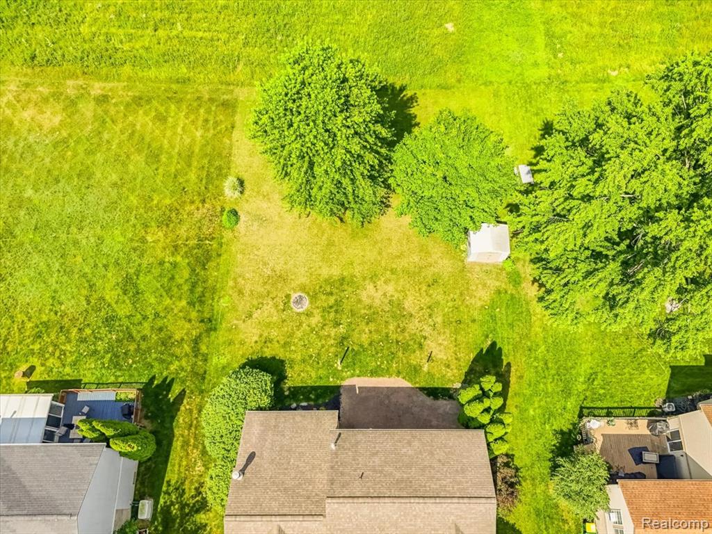 14642 Wildbrook Drive, Belleville, MI 48111 — Photo 17