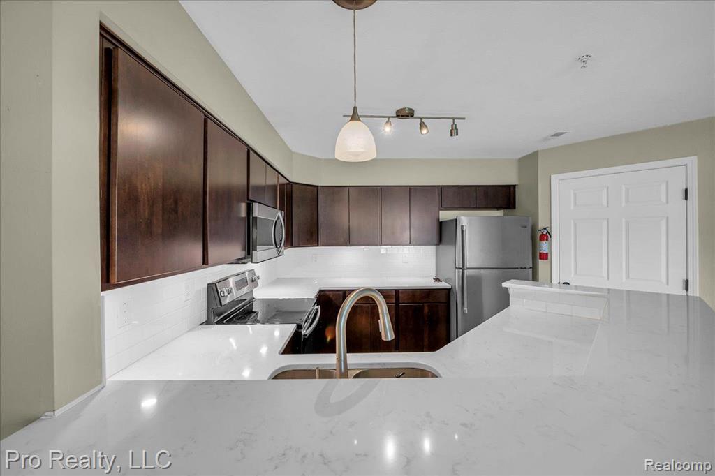 1517 LONG MEADOW Trail, Ann Arbor, MI 48108 — Photo 9