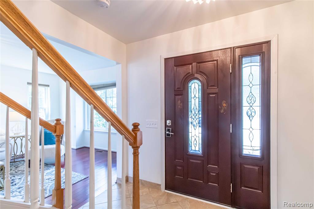 47302 Butler Lane, Novi, MI — Photo 5