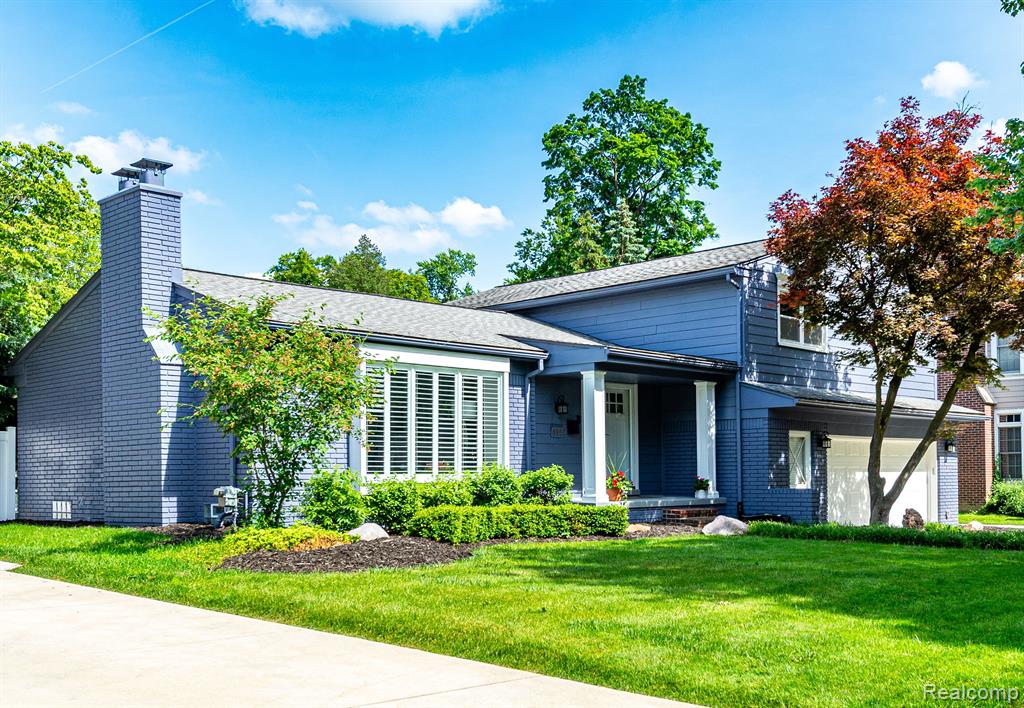 895 S GLENHURST Drive, Birmingham, MI 48009 — Photo 46