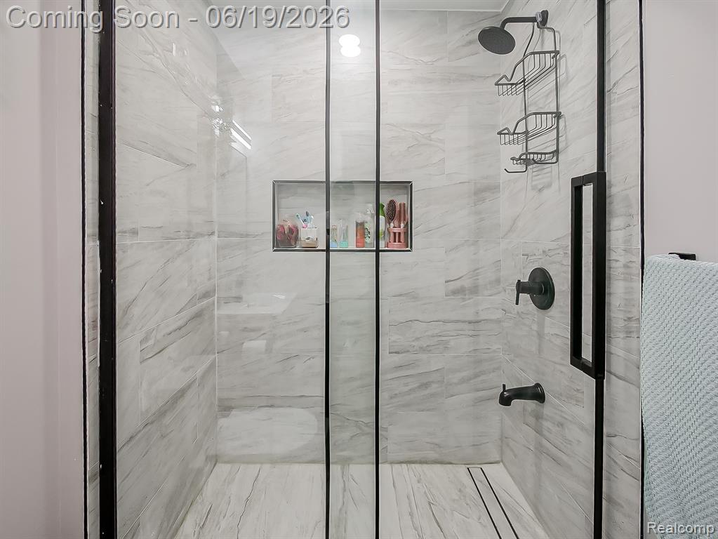 27051 Demrick Street, Roseville, MI 48066 — Photo 10