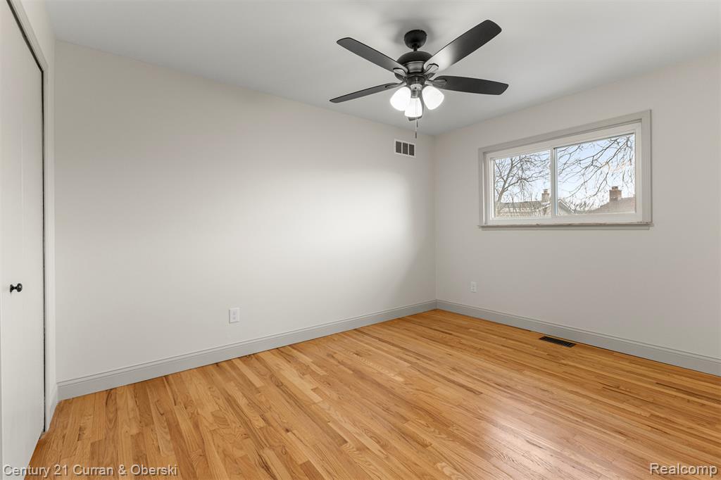 12215 Manor Drive, Southgate, MI 48195 — Photo 18