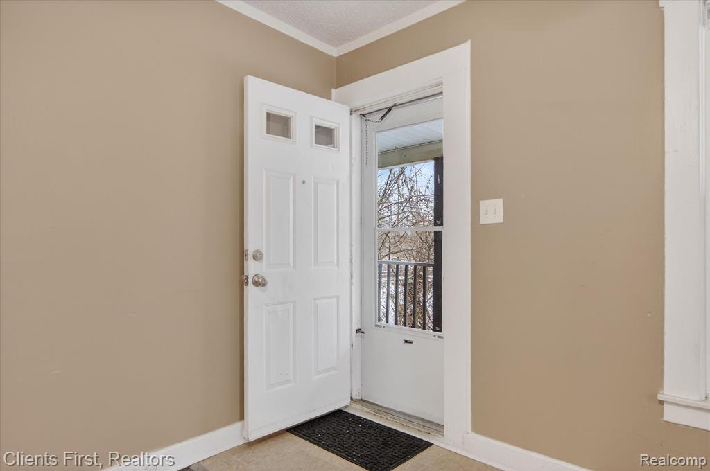 845 Orange Street, Wyandotte, MI 48192 — Photo 5